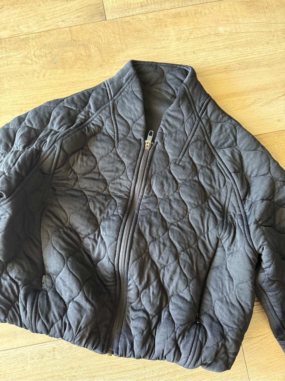 lululemon athletica Quilted Bomber Jacket - Black - Picture 6 of 8